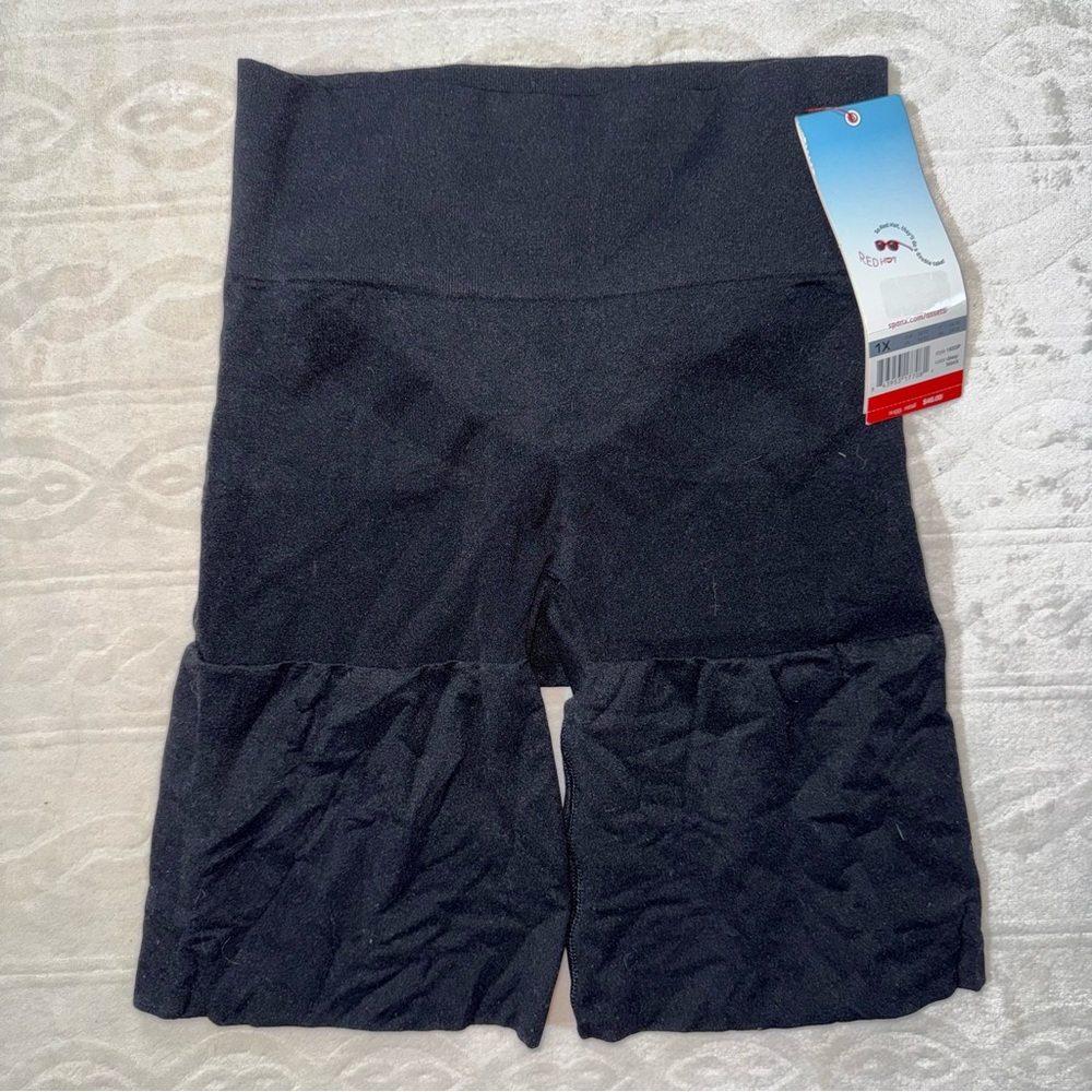 Assets by Spanx shapewear shorts,‎ NWT